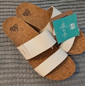 Women's Reef Cushion Bounce Vista Hi Sandals In White Size 7M